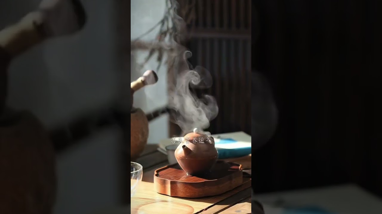 “人生下半场，六件小事富养自己，读书富养精神，运动富养身体，善良富养运气，睡觉富养健康，旅行富养眼界，雅趣富养闲情。”