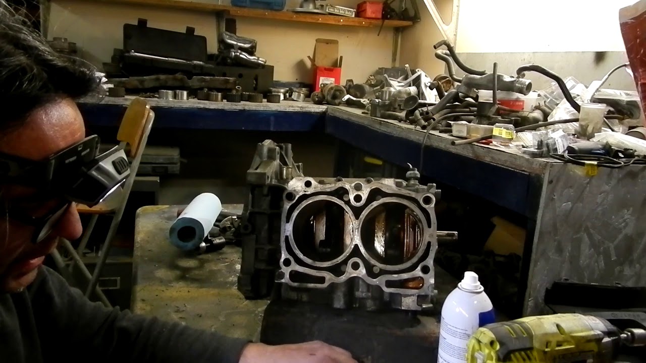 Subaru 2.5L SOHC short block disassembly