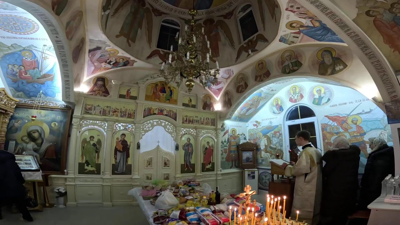 Вселенская родительская (мясопустная) суббота.
16.00 - Вечернее богослужение. Парастас.