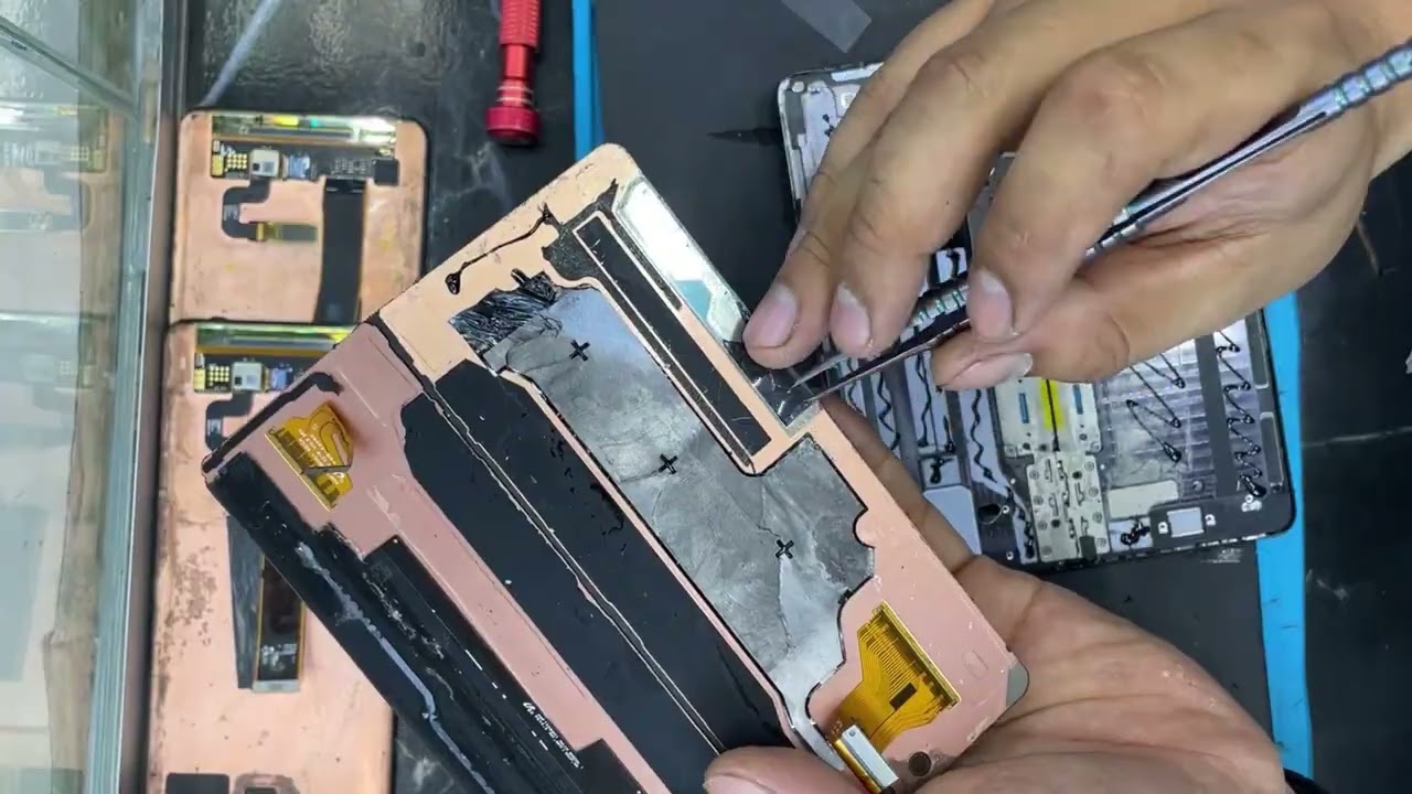 GALAXY Z FOLD 4 PANTALLA GRANDE NO ENCIENDE