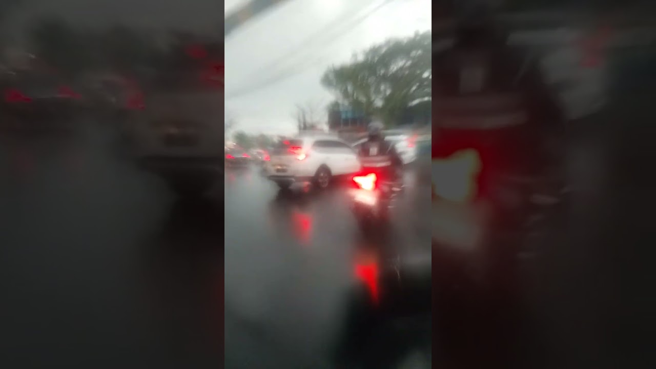 Hujan malang... Ngeriiiii