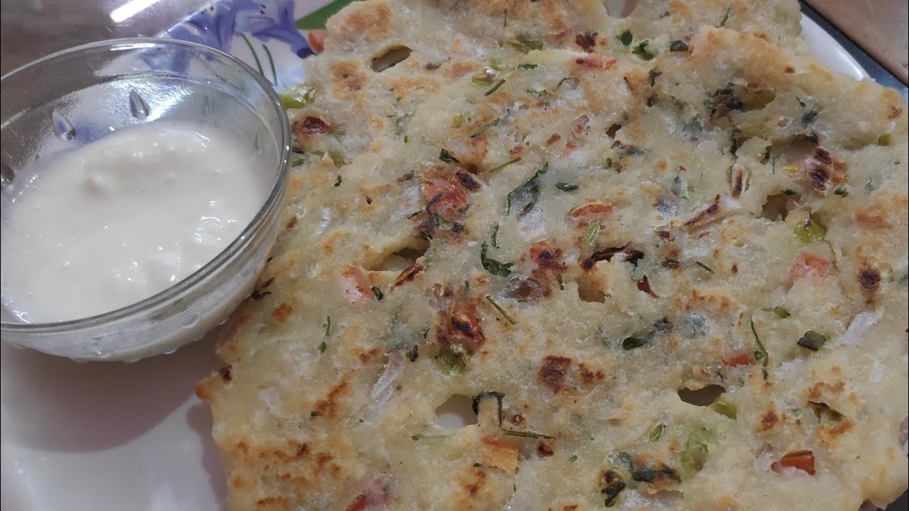 Goan style delicious rawa bhakari/रवा भाकरी?in konkani language.