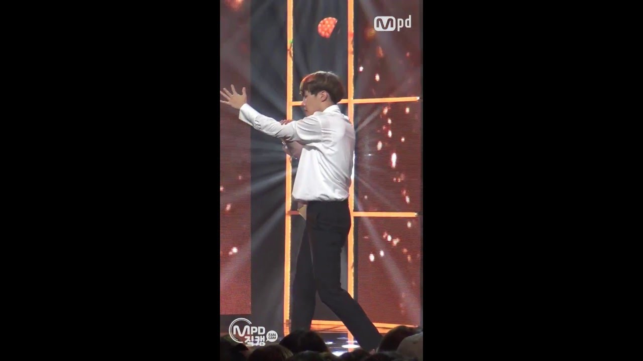 [MPD직캠] 방탄소년단 제이홉 직캠 'Butterfly' (BTS J-Hope Fancam) | @MCOUNTDOWN_2016.5.12