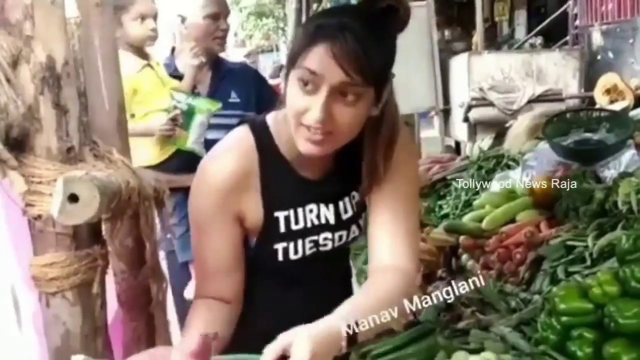 Ileana D'cruz Buying Vegetables Market at Mumbai