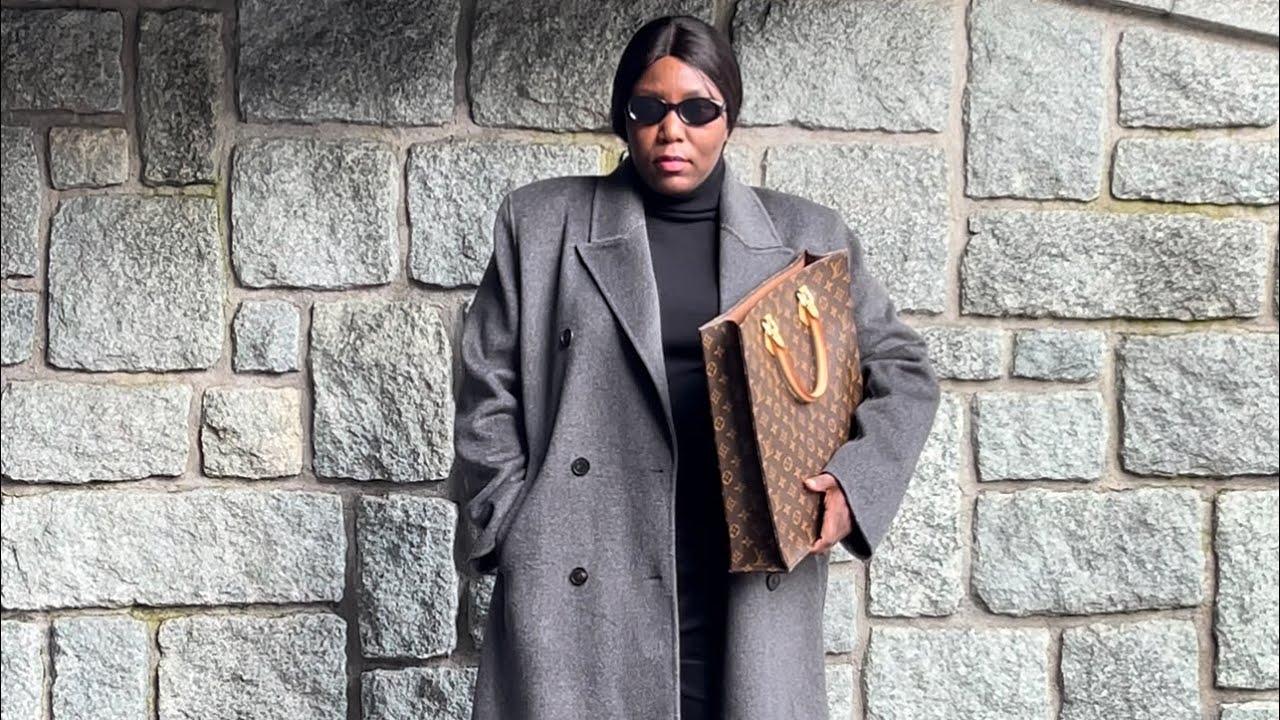 How to style long coat ￼5️⃣ coat @thefrankieshopofficial  top @toteme1809  bag @louisvuitton  