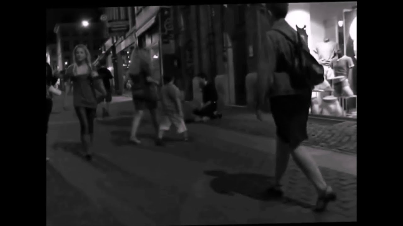 Ik wil deze nacht in de straten verdwalen - Cette nuit j'ai envie de me perdre (Wannes Van De Velde)