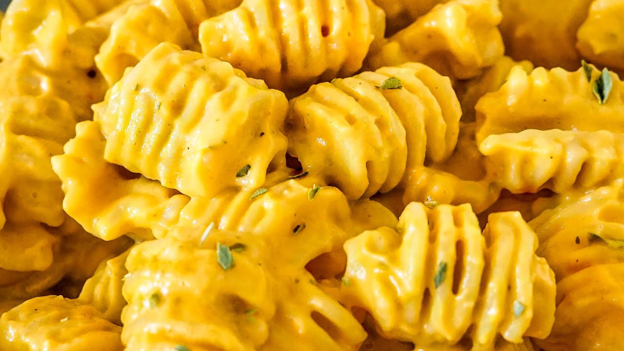 CREAMY Pumpkin Pasta Sauce