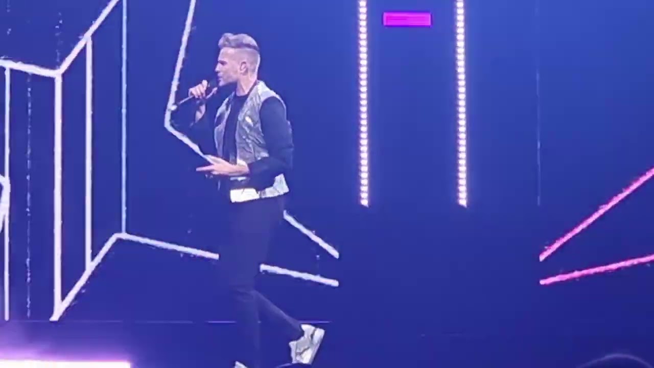 Westlife Wild Dreams Tour - Waterloo