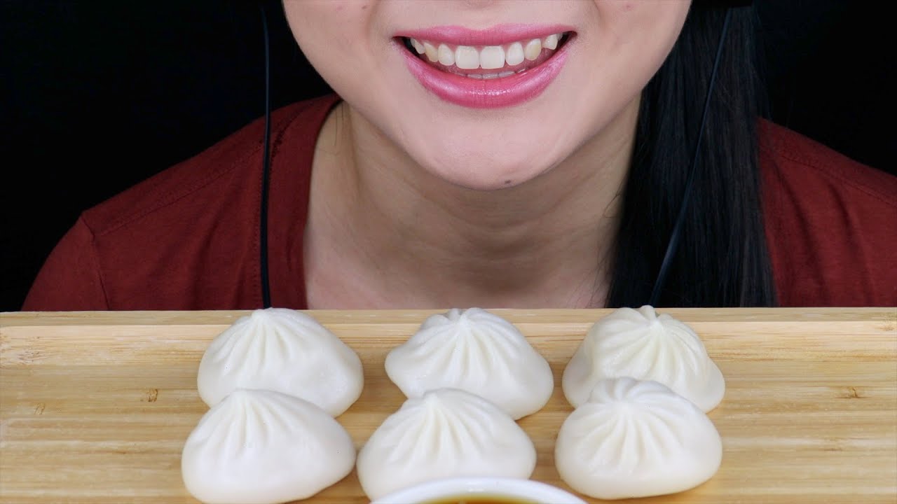 ASMR SOUP DUMPLINGS *XLB* 小籠包 (EATING SOUNDS) MUKBANG *NO TALKING* | wendyasmr