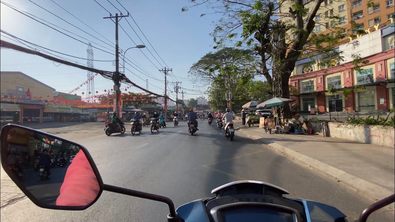 120 Buổi Sáng Thành Phố Thức Dây Rất Khẽ - Trên Đường Tô Ký