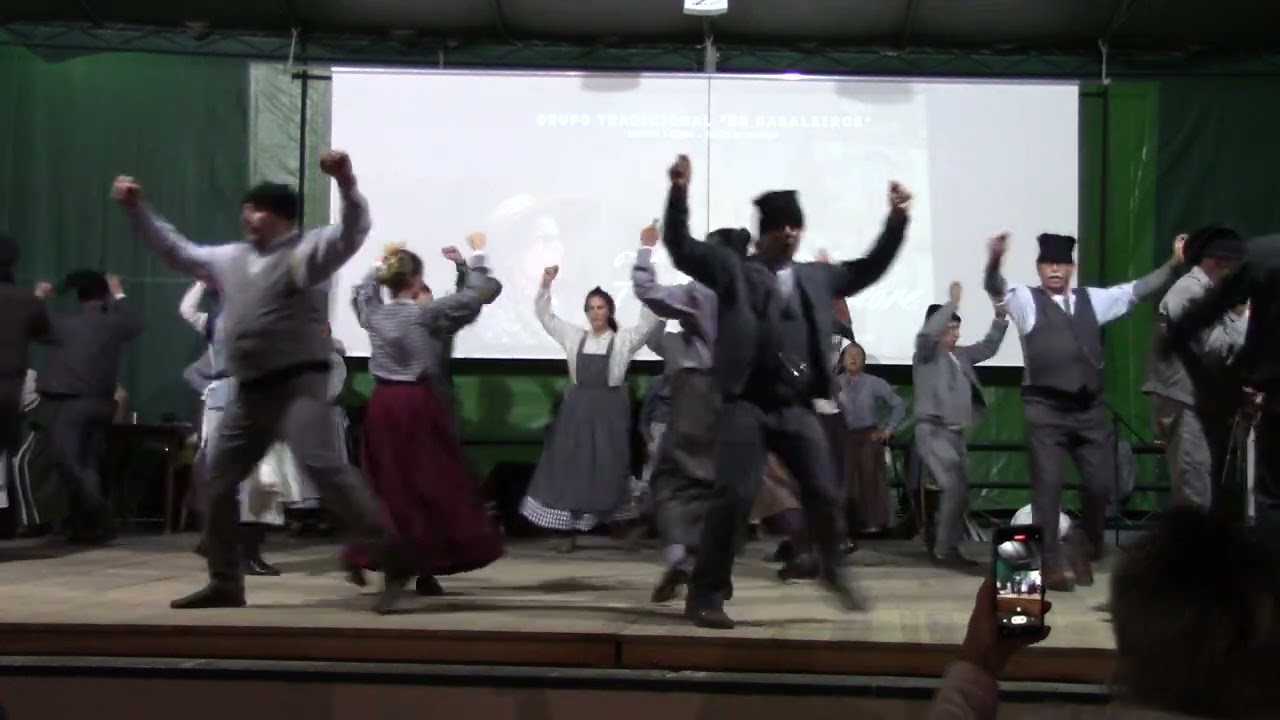 GRUPO ´TRADICIONAL ´´ OS CASALEIROS´´-- AZAMBUJA