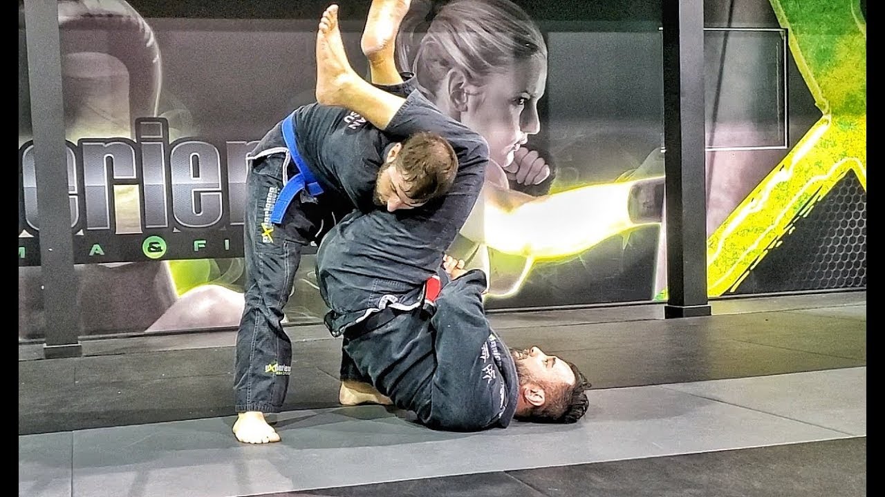 Jiu-Jitsu Fundamentals | Finishing the Armbar when the Opponent Stands Up to Escape the Position