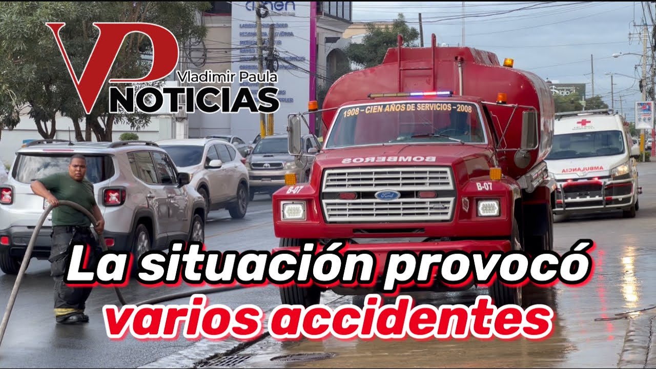 Mira lo que pasó con un camión que transportaba aceite de vehículos en la entrada al municipio SFM 