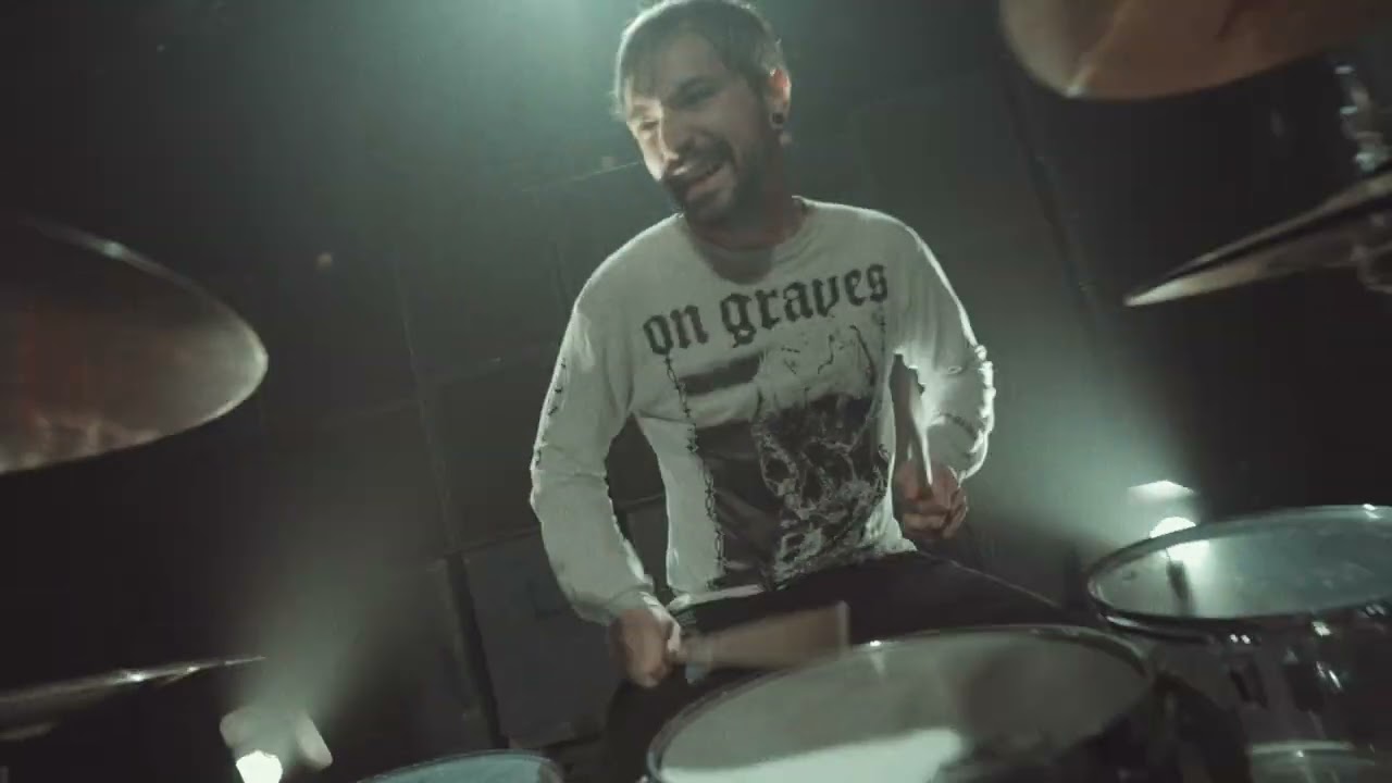 FISH! - Ki tudhatná (Official Music Video)