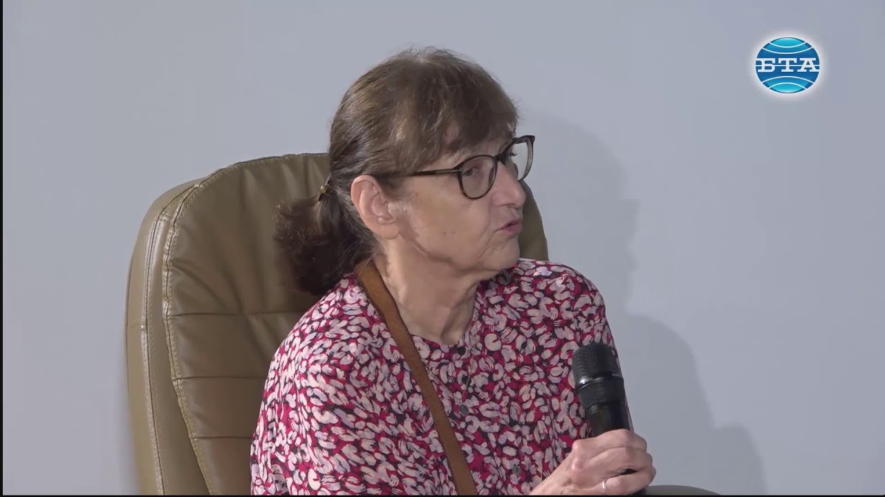 Баща ми беше скромен човек, обикновен в ежедневието, каза Виктория Далчева, дъщеря на поета