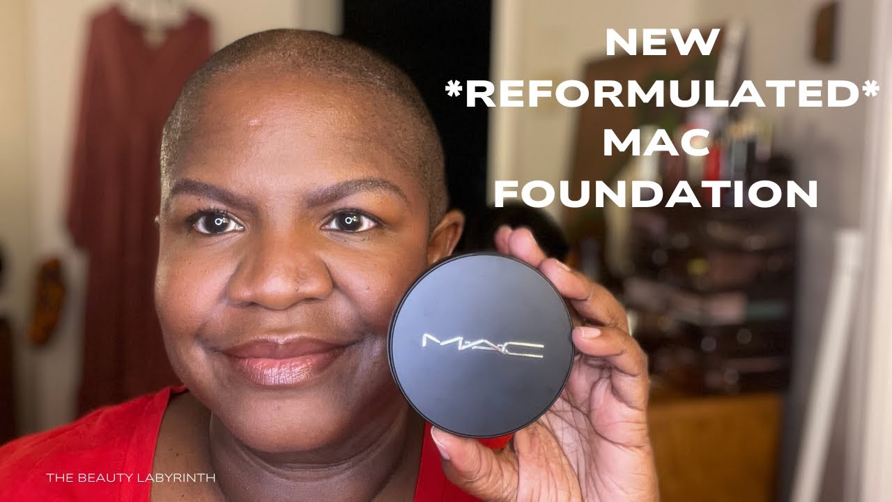 New *Reformulated* MAC Foundation Powder 