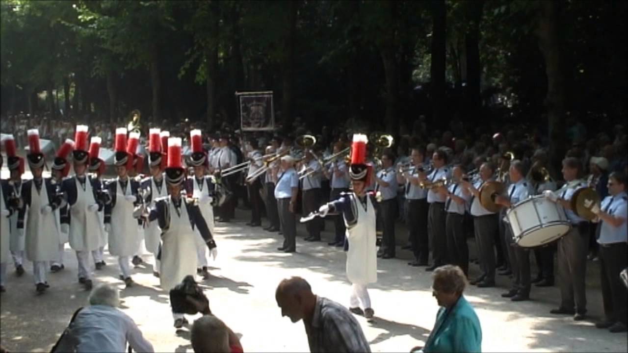 Schützenzug Düsseldorf 20130714 Parade Video 1