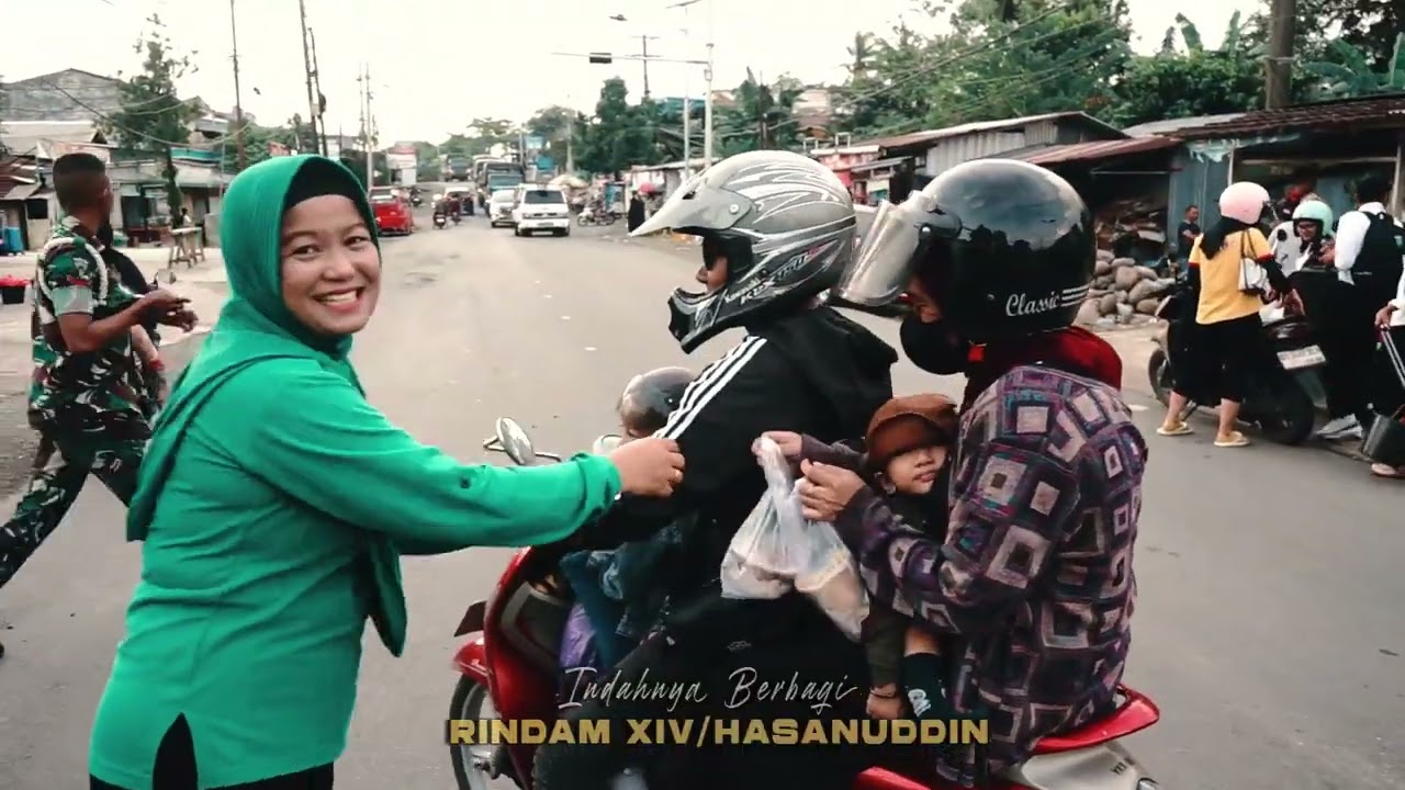 PRAJURIT RINDAM XIV/Hsn DAN PERSIT KCK CAB X RINDAM PD XIV/ HASANUDDIN BERBAGI TAKJIL GRATIS