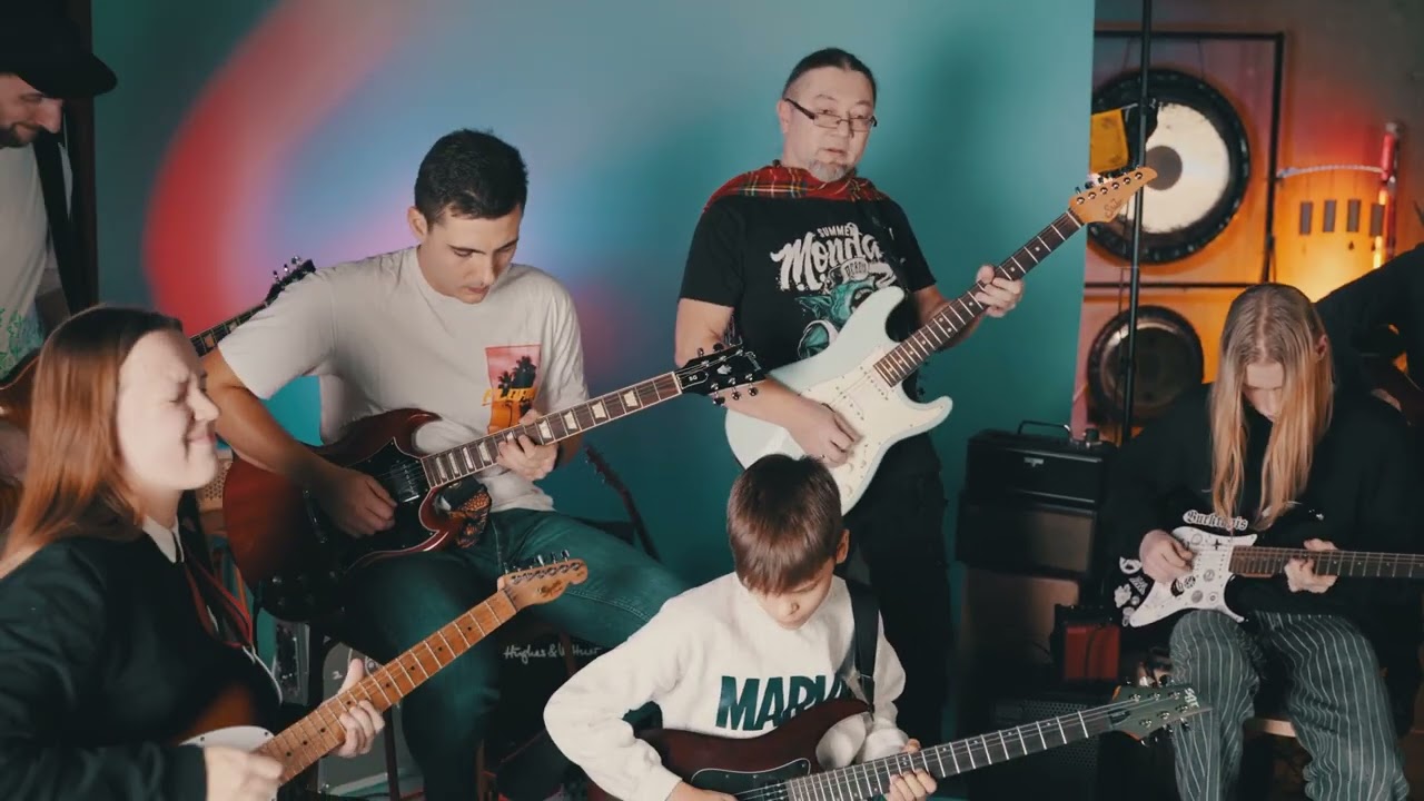 Smoke On The Water solo like you've never heard before!