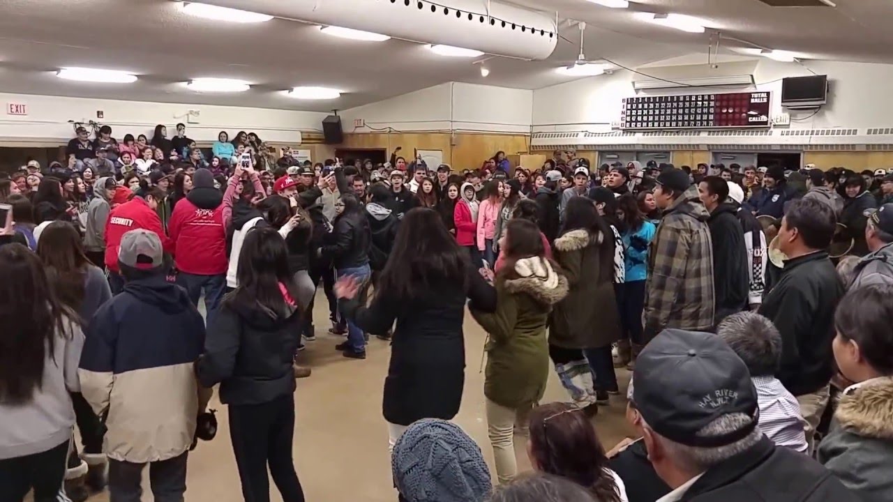 Behchoko dance - 2016-03-20 time  15:07