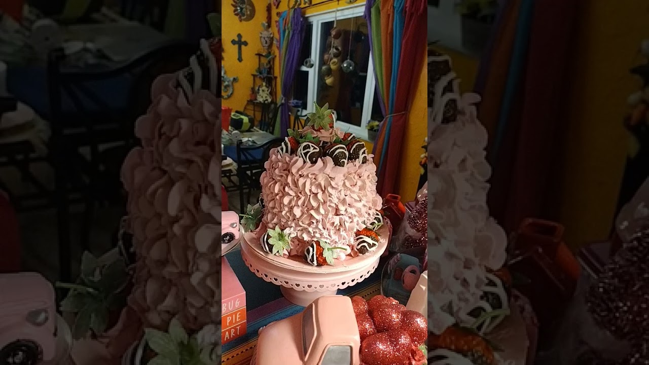 FAKE BAKE CAKE WITH CHOCOLATE COVERED STRAWBERRIES 💖