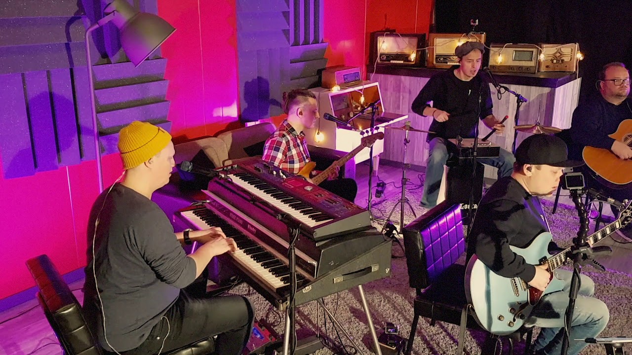 Loota Percussion at Live Studio Session #1 - Relight my fire
