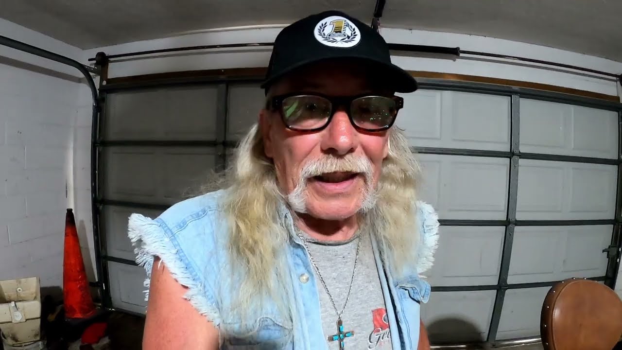 Motorcycle Trip to Florida / Secret Chili Recipe / Pick up my Bunkhouse trailer