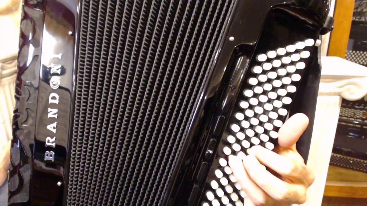 How to Play a 120 Bass Accordion - Lesson 2 - Half-Diminished Chords - El Choclo