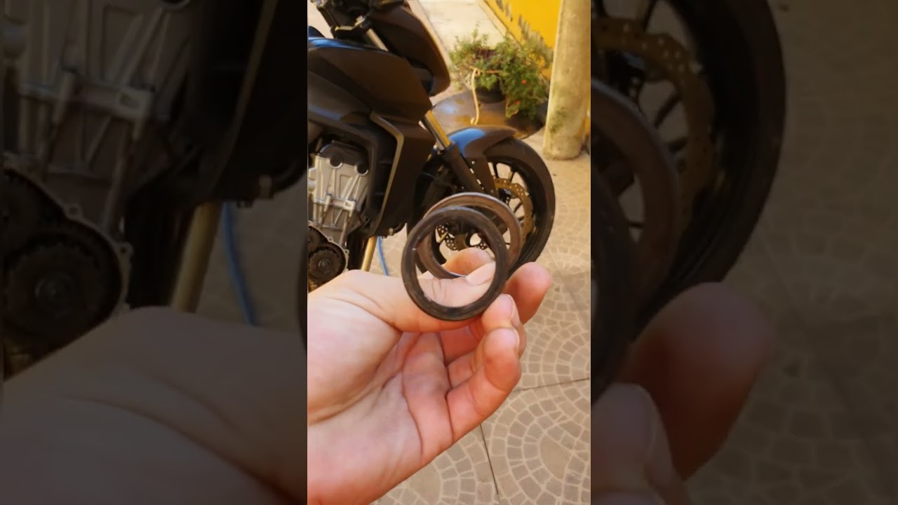 Barulho estranho no motor cb650f