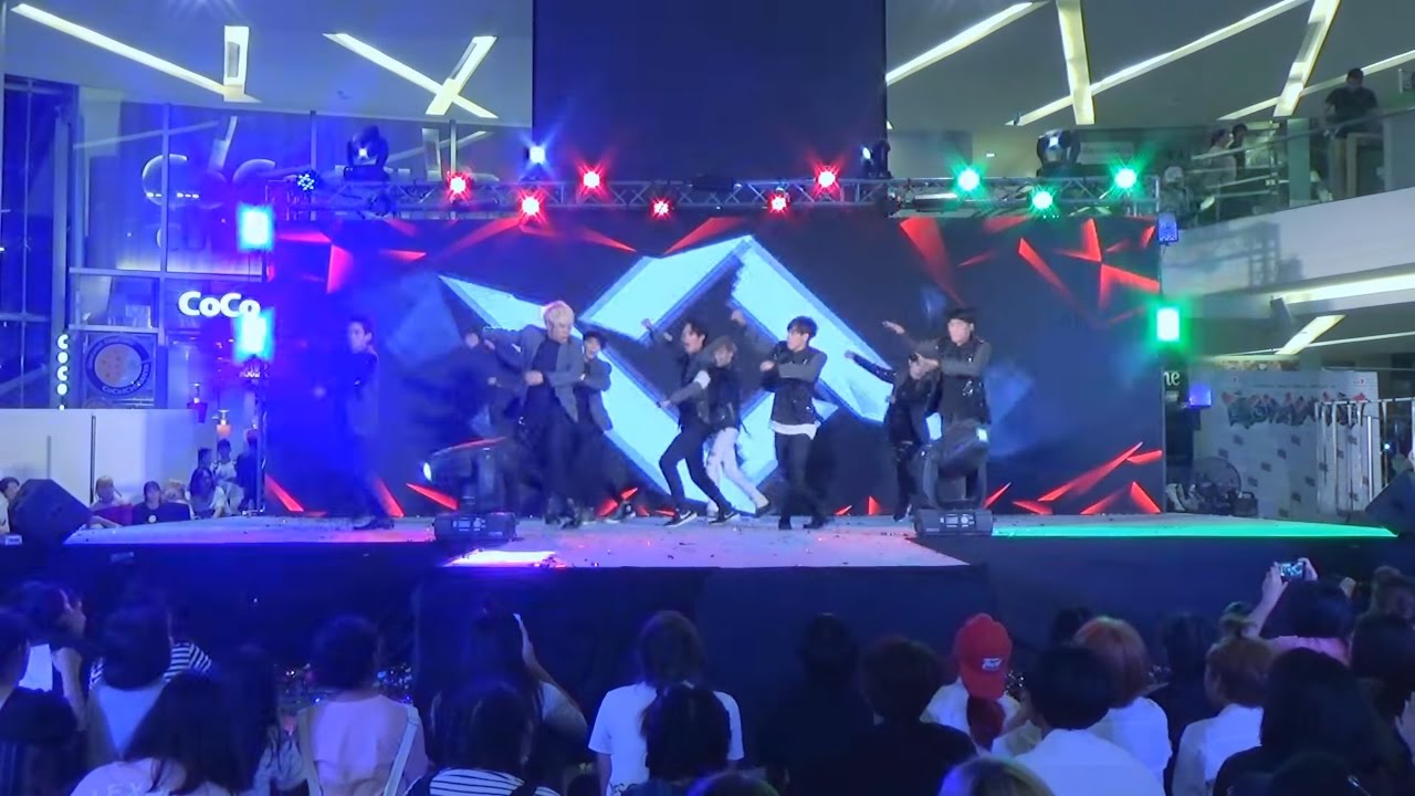 161001 [Special Show] [Wide] Millenium Boy cover EXO - Monster + Lotto @ Esplanade#3 (BIG FINAL)