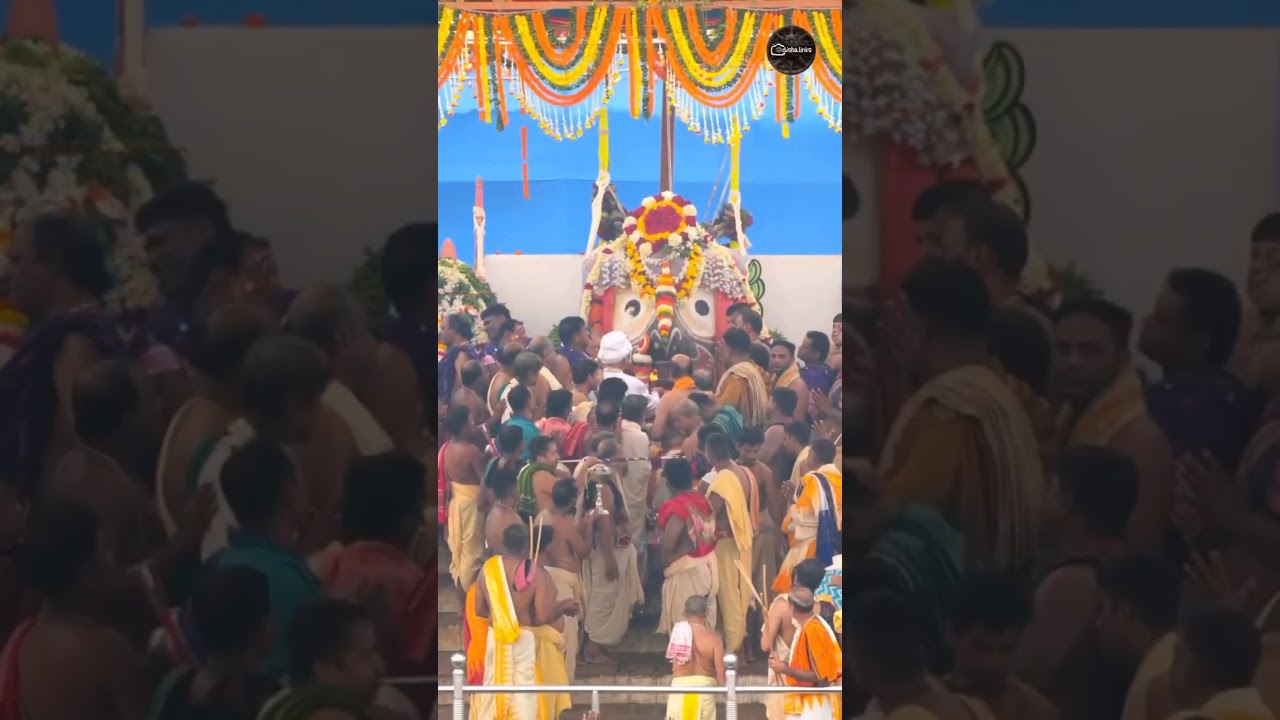 The Mystery Of The Golden Broom in The Jagannath Rath Yatra... #viral #shortfeed #trending