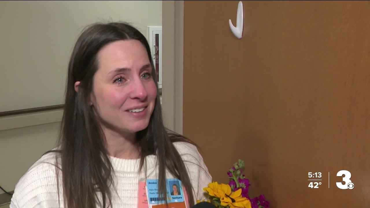 Sentara Leigh nurse honored for supporting postpartum moms