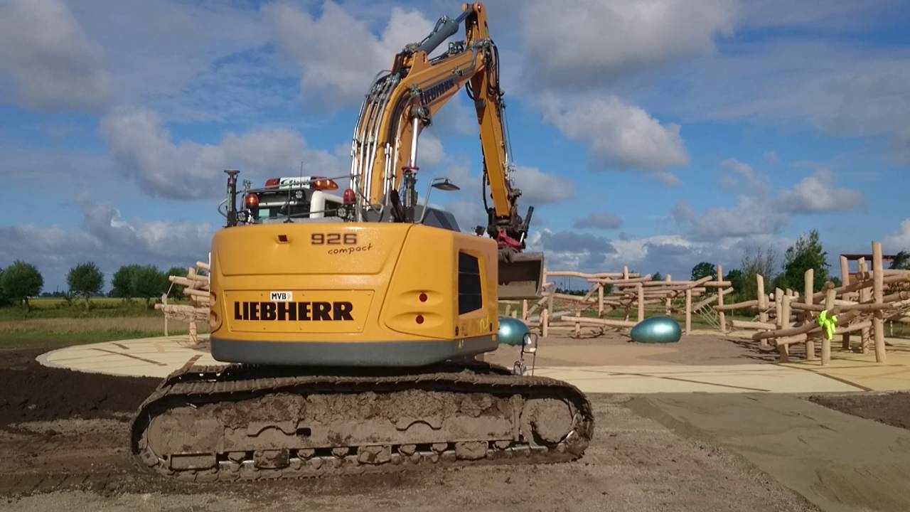 Stagab.nu visar stolt upp vår Liebherr R926 Comp