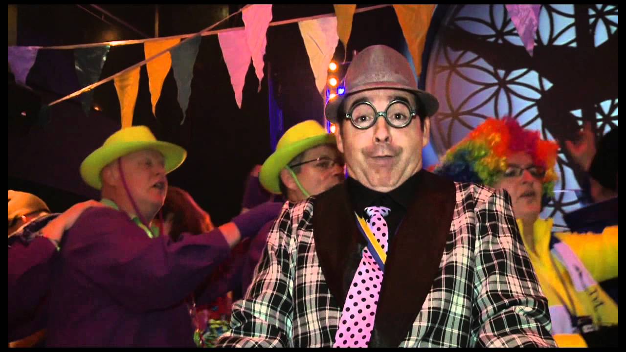 Er staat een paal in de kerk - André van Duin - Cover ( Officiële videoclip Michel Wolsink)