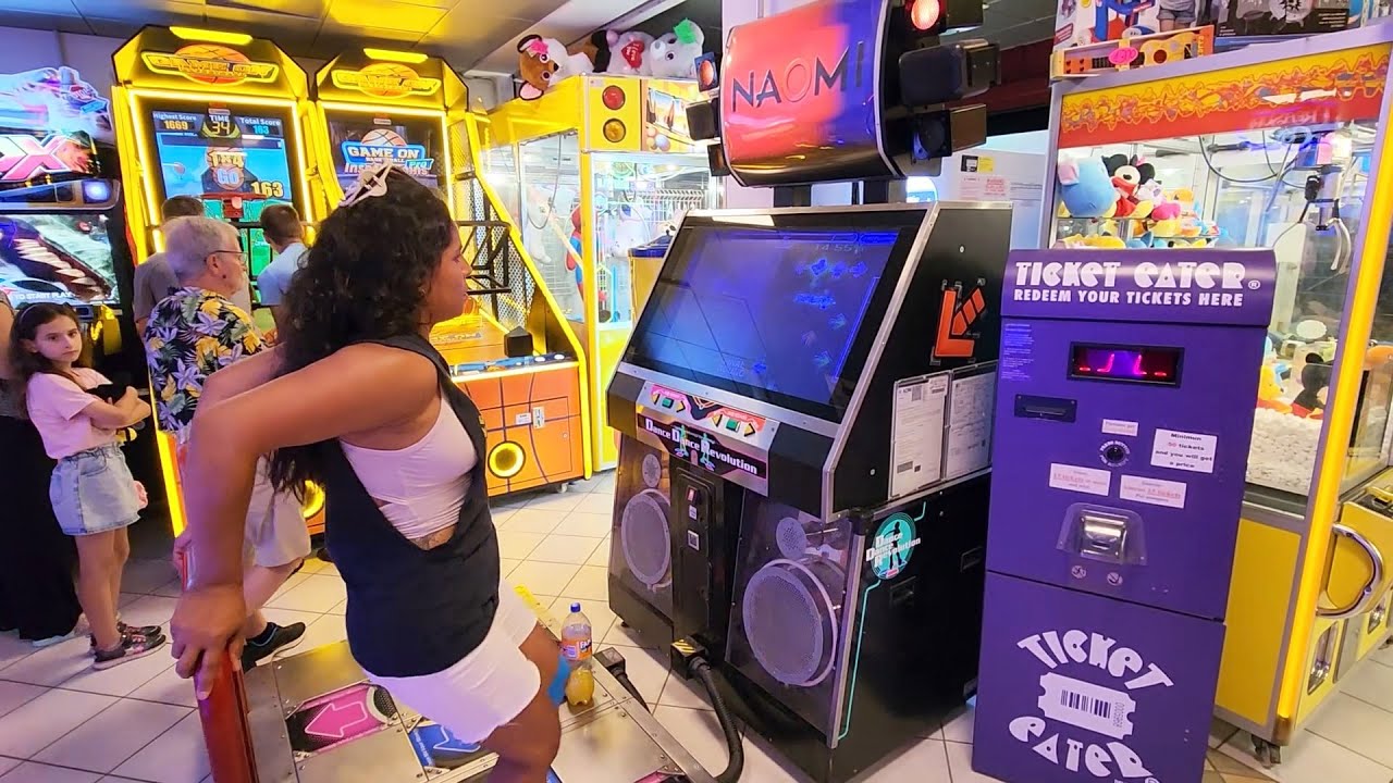 Arcade Tours: Sega NAOMI Dance Machine!? @ Sala Giochi Las Vegas (Rimini, Italy) 🇮🇹