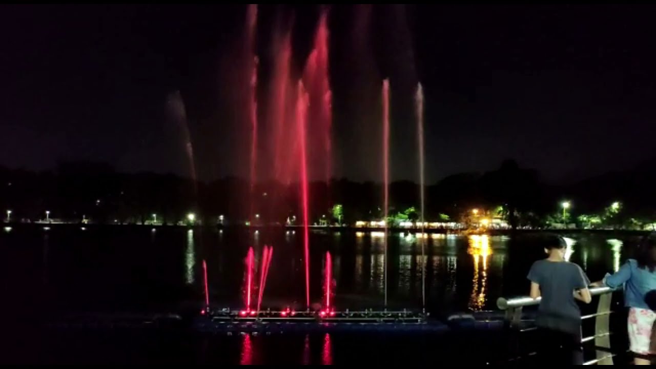 Musical Water Fountain Bursts @Upvan Lake #UpvanLake