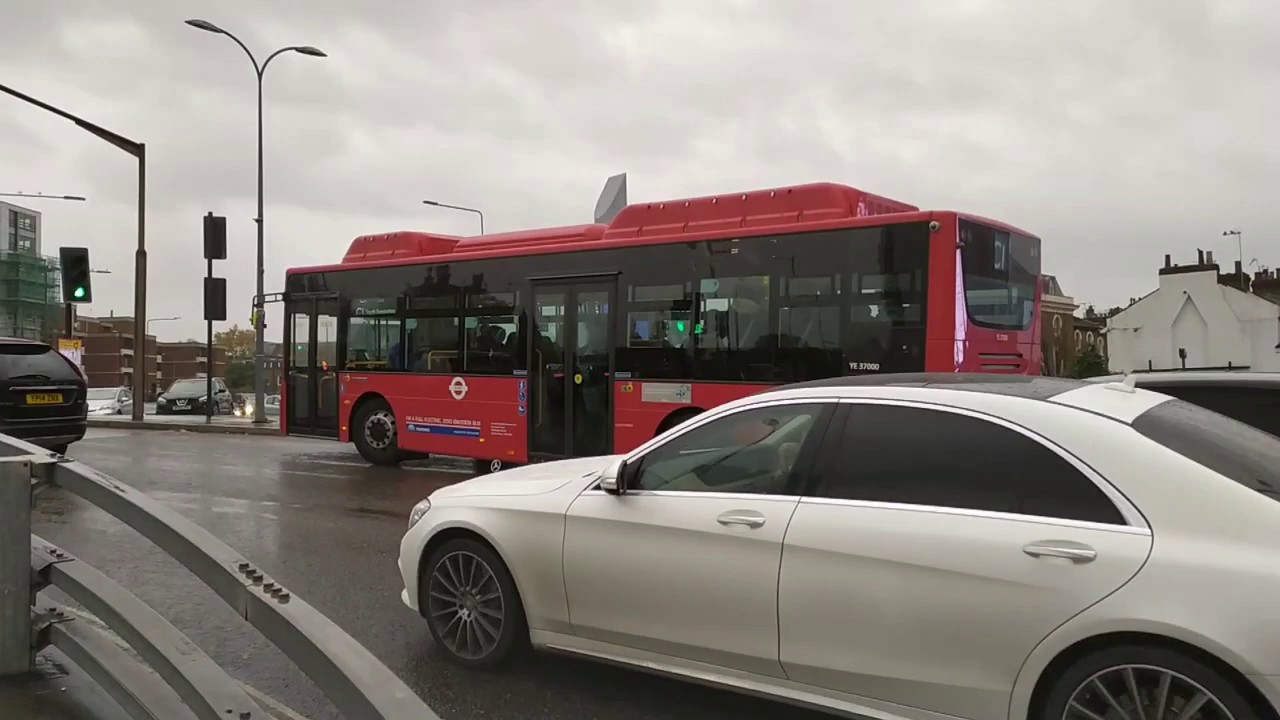 Buses at Shepherds Bush