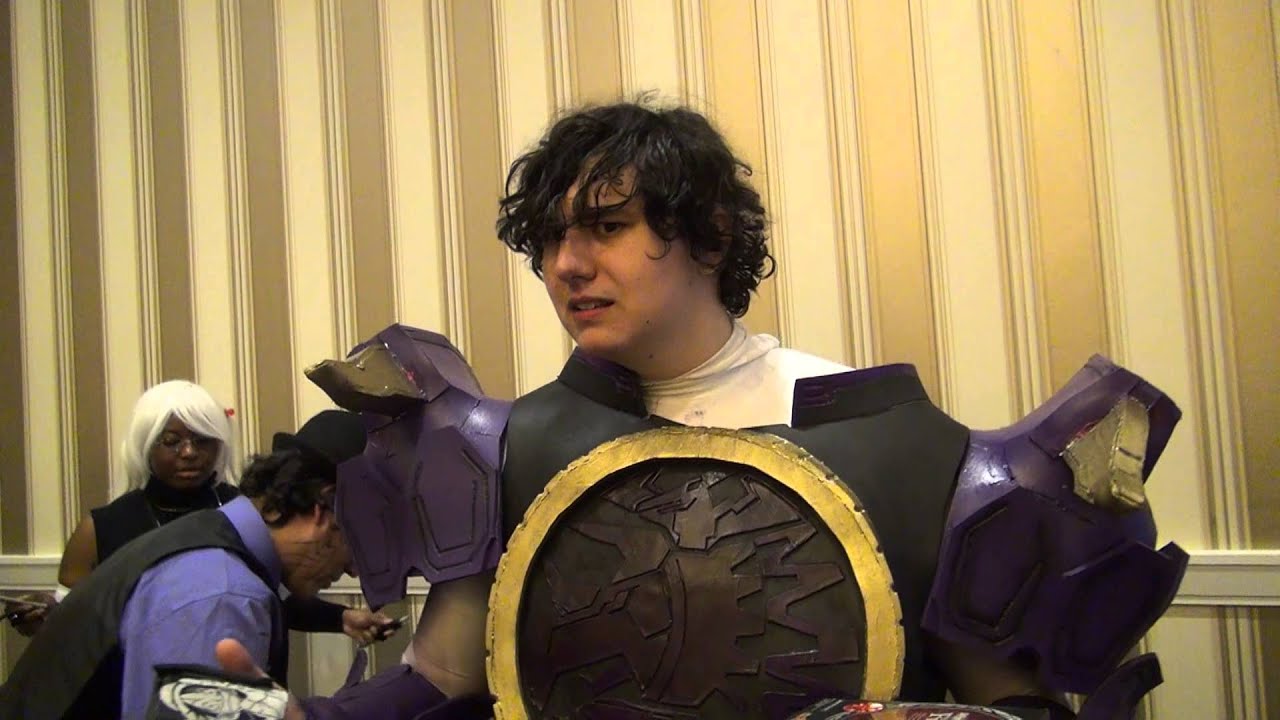 Why some people on 4chan's /m/ still think toku isn't mecha?
