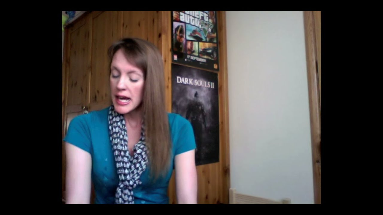 Girly Gamer - A demise of gaming instruction manuals and box art?