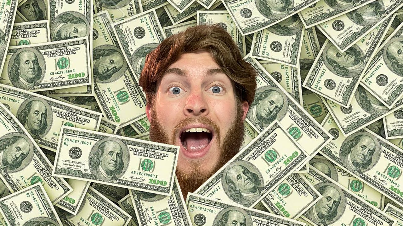 Getting Rich Laundering Money in Cash Cleaner Simulator!