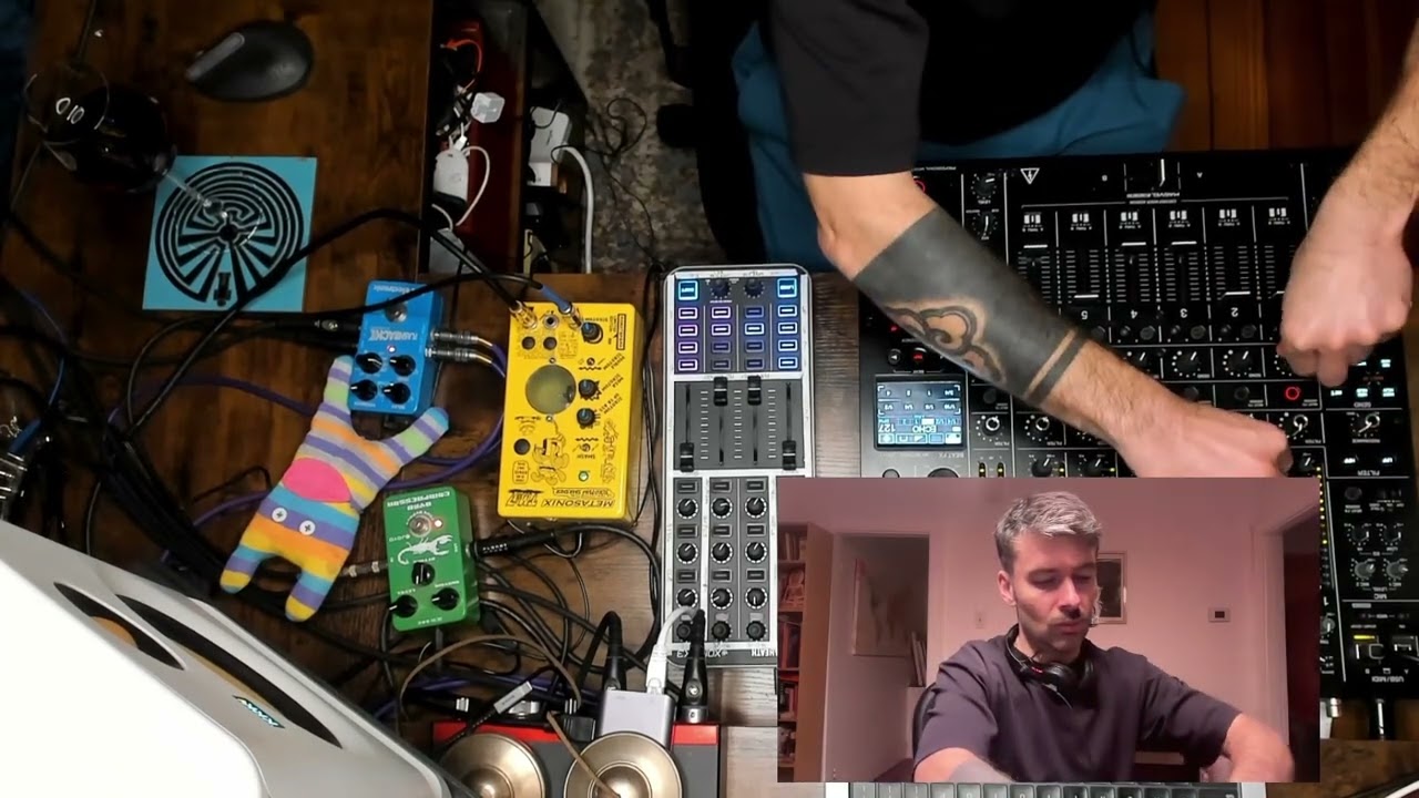 Safe space | Techno & Trance Mix | Pioneer V10 & XONE:K3 Effects Jam