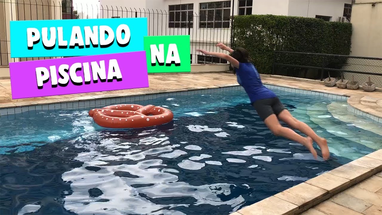 DESAFIO PULANDO NA PISCINA - IRM&Atilde;O vs IRM&Atilde; - CAROL SANTINA