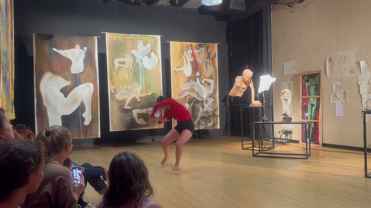 ASTRAGALE PARTY - captation video of the dance performance during the exhibition astragale party