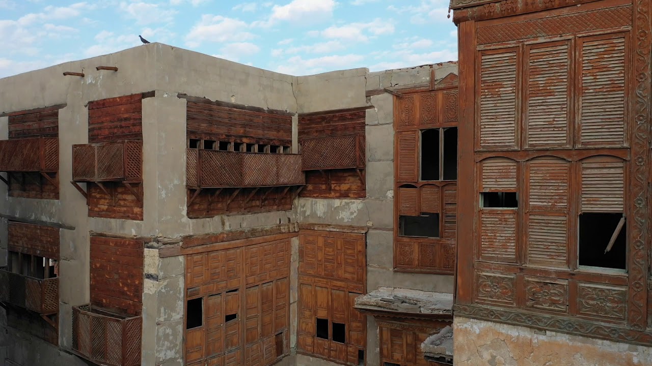 4K Aerial view of old houses with mashrabiyas in al-Balad, Jeddah, Saudi Arabia
