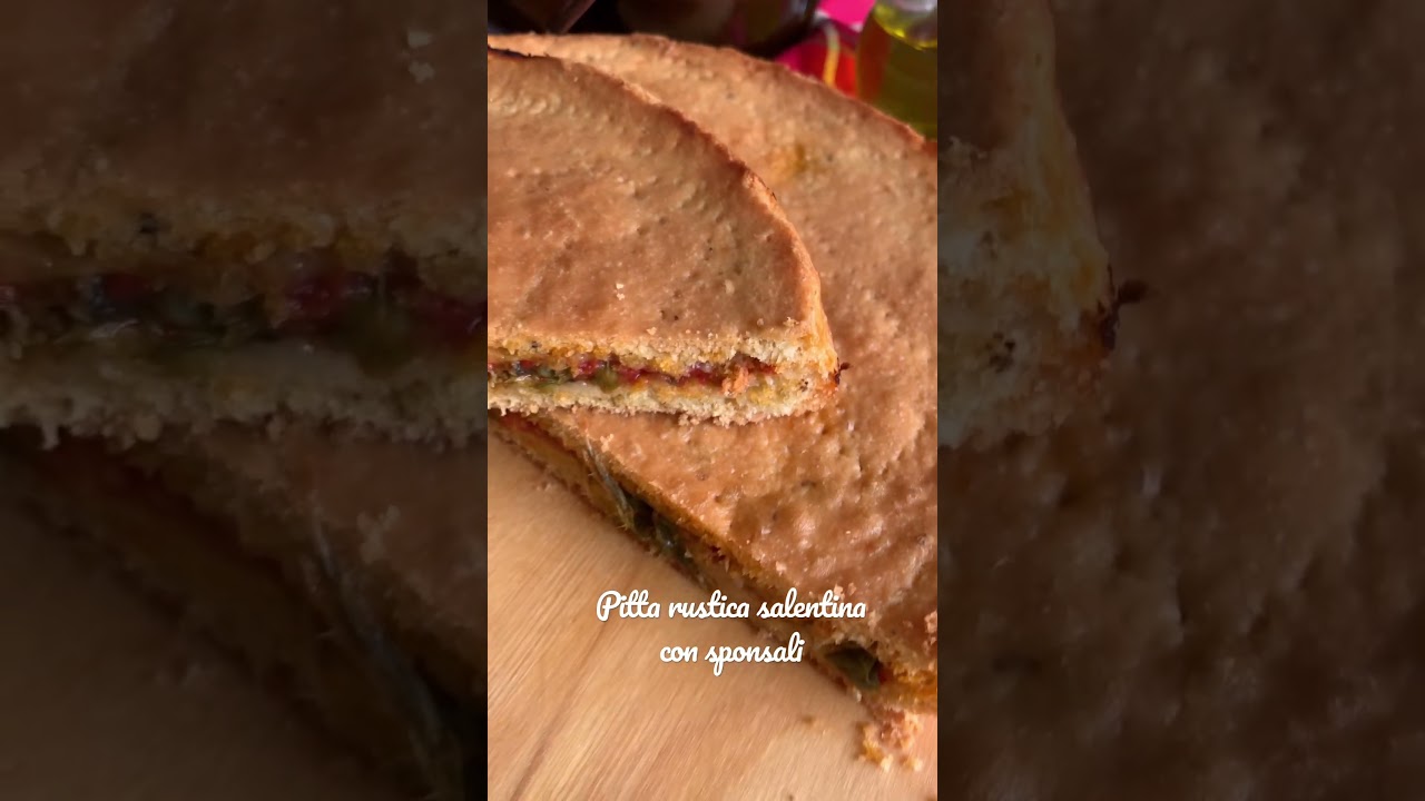 Pitta rustica salentina con sponsali..ricetta sopra in descrizione ⬆️⬆️⬆️