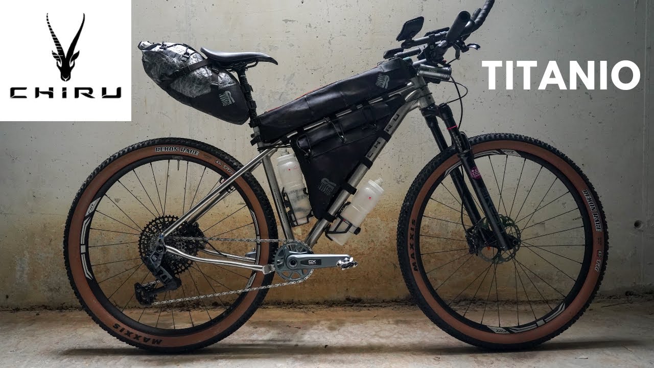 BICI NUOVA e ATTREZZATURA ULTRACYLING