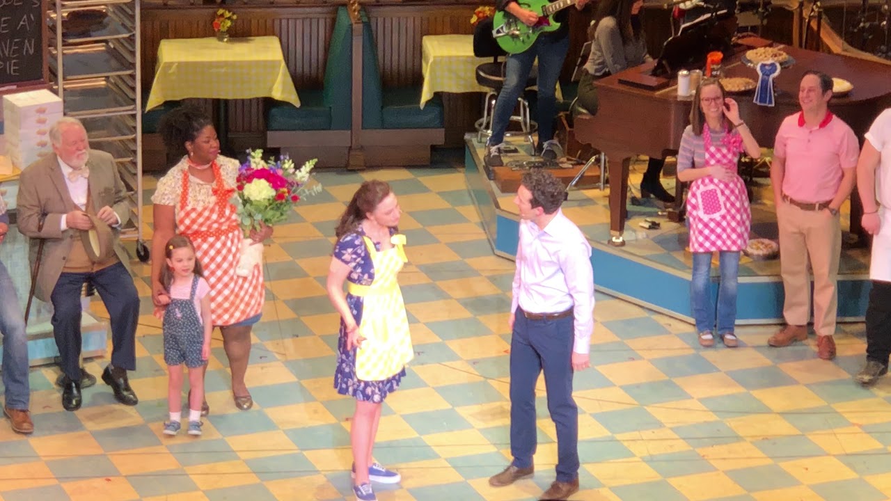 Waitress Curtain Call Sara Bareilles' first return performance + singing Bad Idea with Jason Mraz