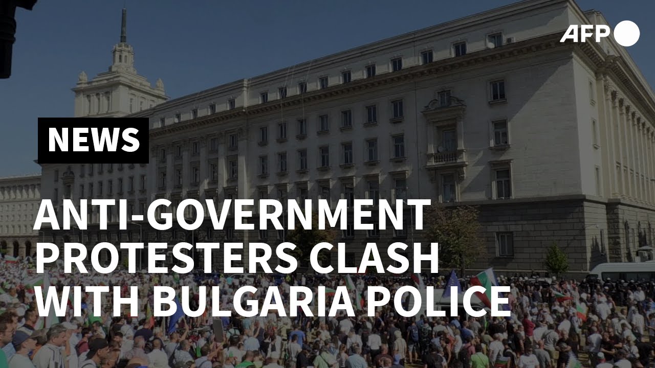 Anti-government protesters, police clash in Bulgaria | AFP