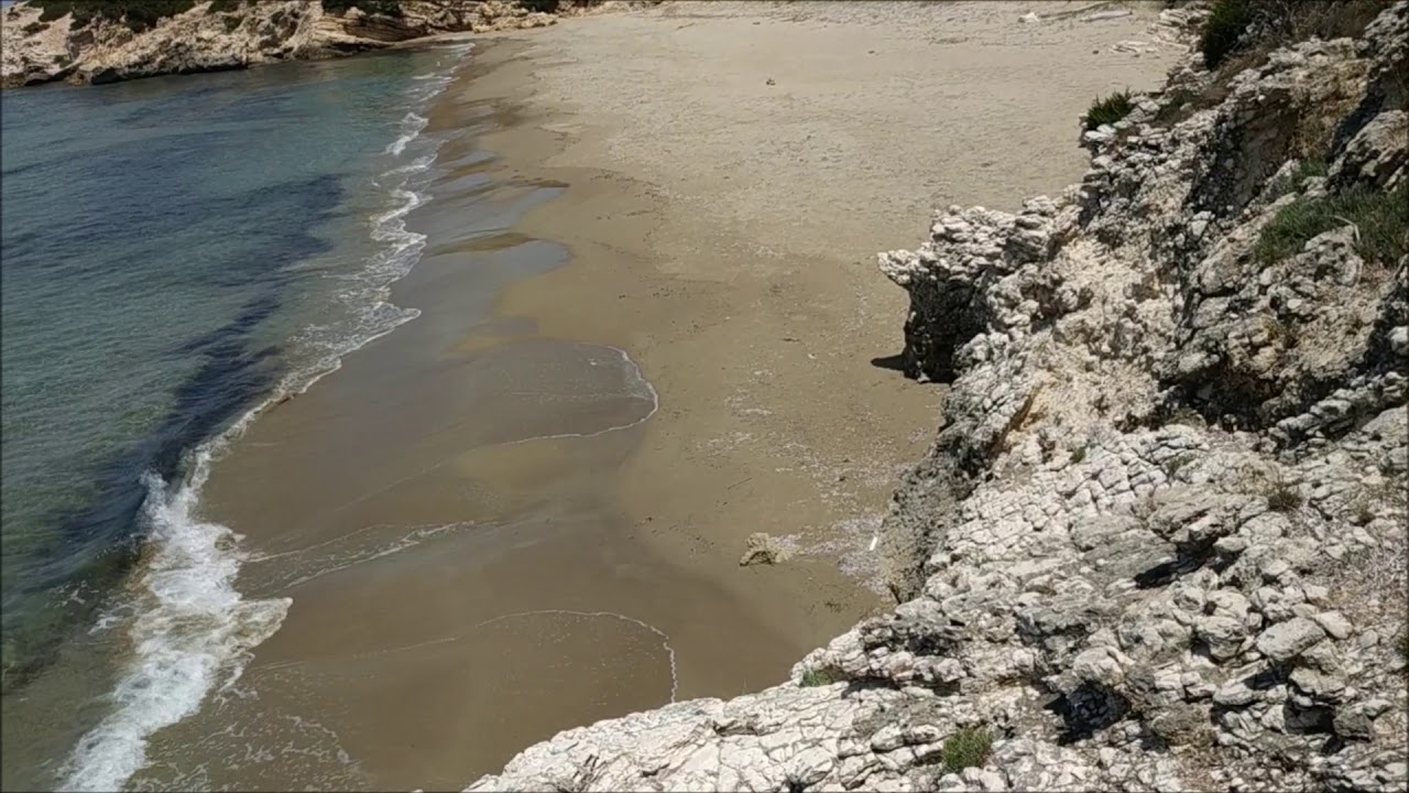 Путешествие на дикий пляж возле Калогрия.Travel to wild beach near Kalogria beac.Greece.Peloponnese