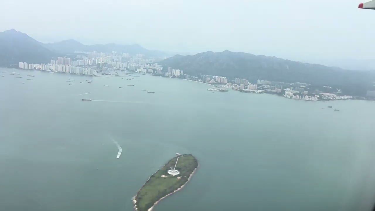 Singapore Airlines Boeing 777-300 [SQ893] departing Hong Kong (HKG) for Singapore (SIN) ✈️ 
